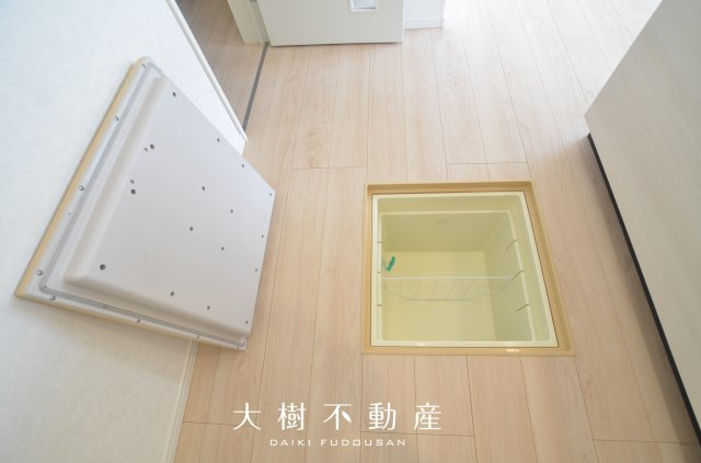 【キッチン】 | 海老名市国分寺台３丁目 新築戸建て 全2棟【仲介手数料無料】