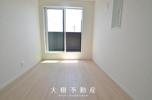 【洋室】 | 海老名市国分寺台３丁目 新築戸建て 全2棟【仲介手数料無料】 | 2階　洋室1（5.0帖）