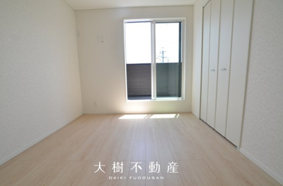 【洋室】 | 海老名市国分寺台３丁目 新築戸建て 全2棟【仲介手数料無料】 | 2階　洋室2（6.0帖）