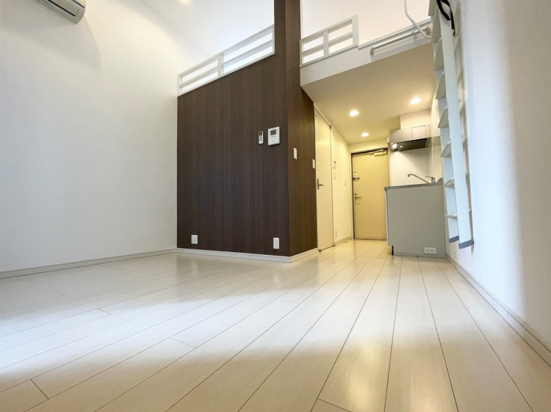 シャンティ中島の居間・リビング