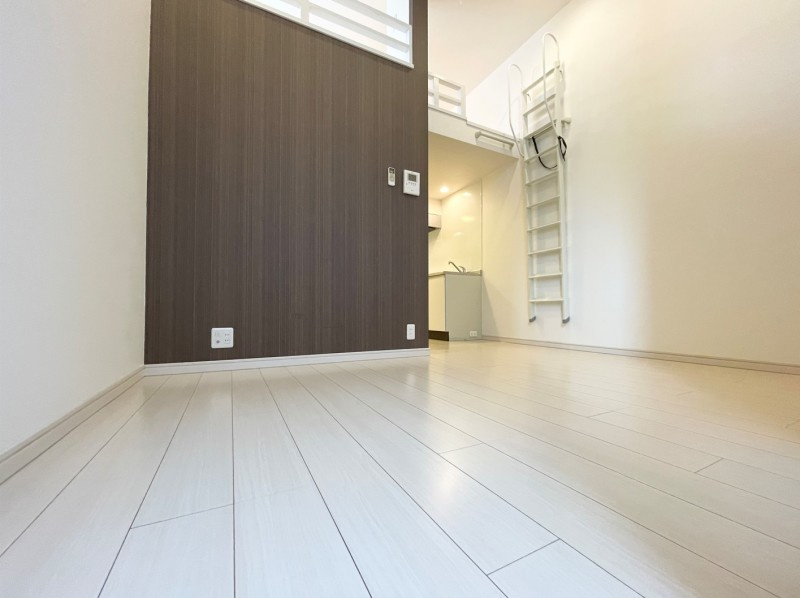 シャンティ中島の居間・リビング