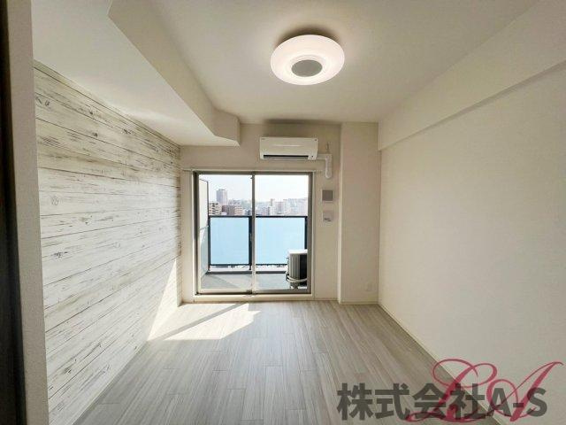 プレサンス新栄ユリシスの居間・リビング|同間取り画像使用
実際のお部屋と色などが異なる場合がございます。