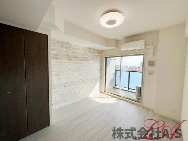 プレサンス新栄ユリシスの居間・リビング|同間取り画像使用
実際のお部屋と色などが異なる場合がございます。