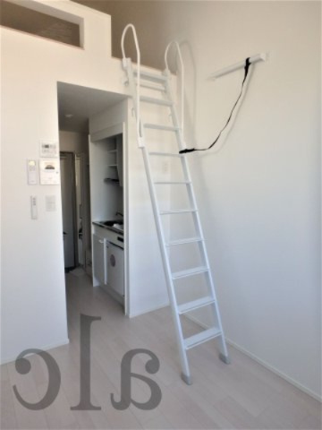 Stage　赤羽西の内装