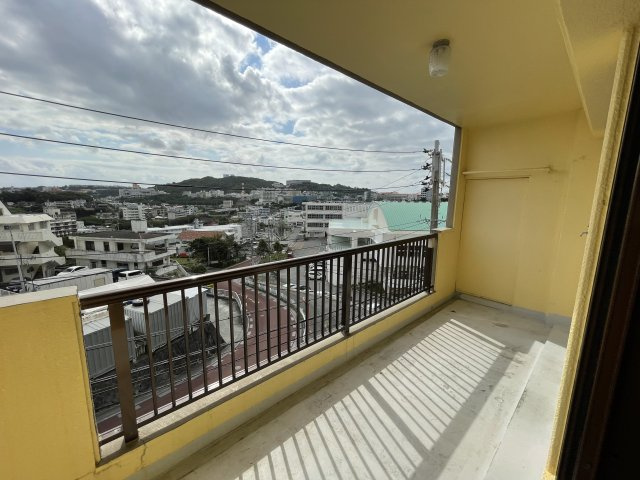 【バルコニー】 | ビューテラスみなみ | ※別部屋の写真になります。