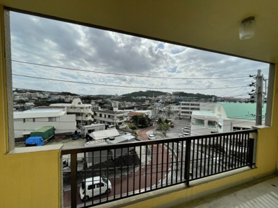 【バルコニー】 | ビューテラスみなみ | ※別部屋の写真になります。