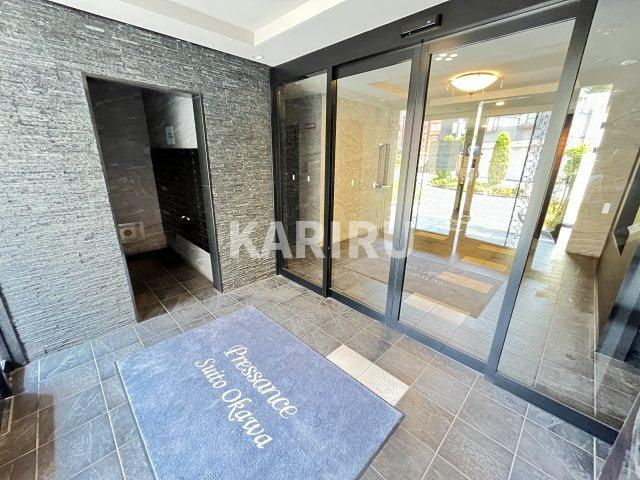 プレサンス水都ＯＫＡＷＡのエントランス