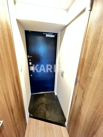 プレサンス水都ＯＫＡＷＡの玄関