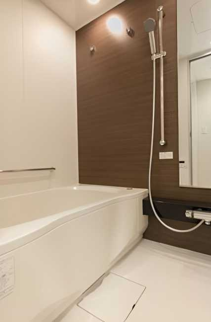 パークリュクス三宿　ピアノ相談　床暖房　日勤管理の浴室