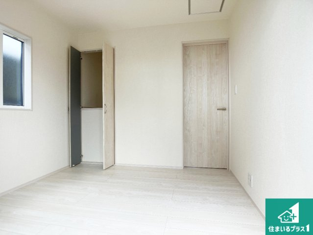 神戸市垂水区名谷町　第1期　新築一戸建ての洋室|シンプルな洋室は、自分好みのインテリアが楽しめます♪ご家族とインテリアや家具を選びに行くのは新築購入時の醍醐味の一つです。ぜひお楽しみください♪