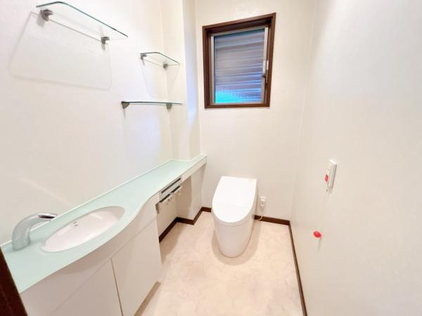 【トイレ】 | 仲介手数料無料！上宇部小学校に通えるリフォーム済み中古住宅　宇部市開２丁目 | トイレも気になるポイント