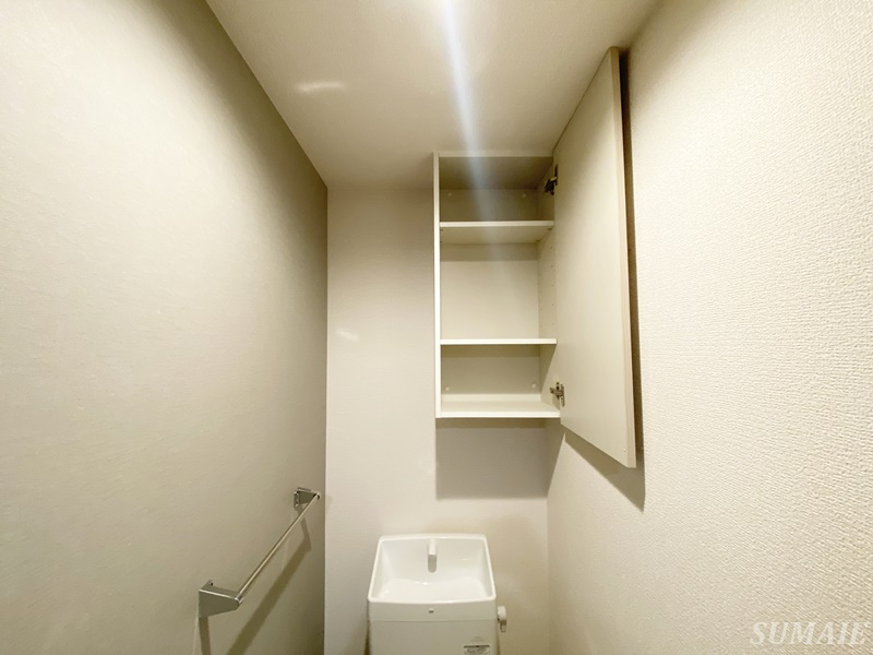 セレスティア豊島Nの収納|トイレ上収納です☆