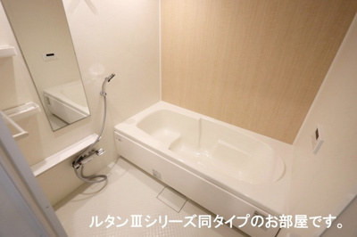 【浴室】 | GOAT佐島 | 足も伸ばせる広々1坪風呂！(浴室乾燥機・追炊き付き)※同施工