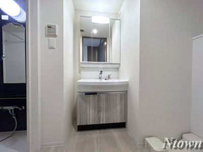 【洗面所】 | プレサンス名駅南エディフィス | コンパクトで使いやすい洗面所