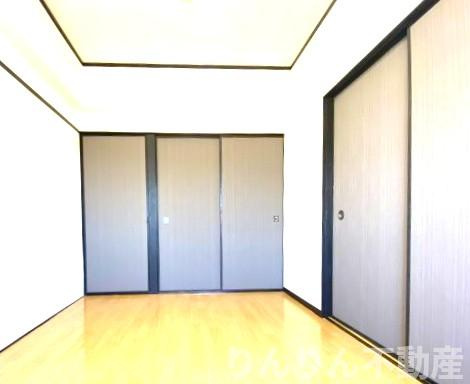 【収納】 | 富田中央ビル | 小物を収納するのに便利です