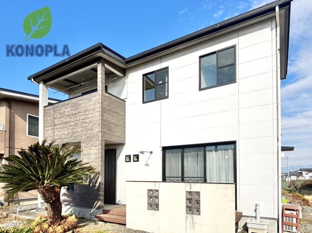 【中古戸建】児玉郡上里町大字七本木のその他|■外観｜外壁のアクセントカラーがシックな外観です。シンプルなデザインでありながらも「個性」を損なわず、お客様一人ひとりの暮らし方にフィットします。