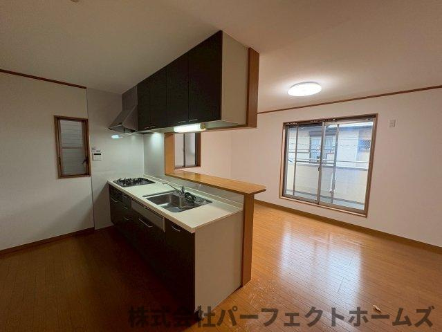 【居間・リビング】の画像