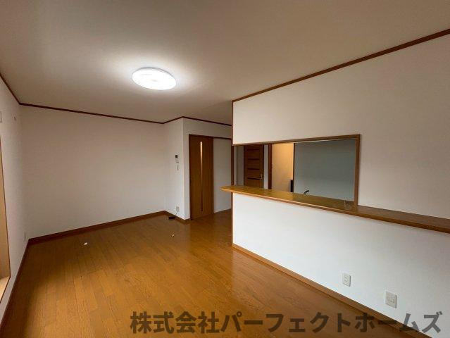 【居間・リビング】の画像