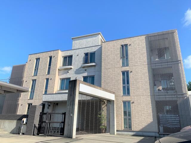 稲城市平尾１丁目の賃貸マンション