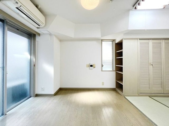 メインステージ江戸川橋の居間・リビング