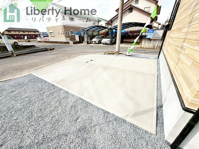 水戸市元吉田町5期　新築戸建　2号棟の駐車場