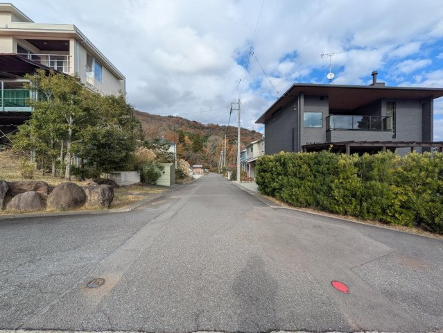 熱海市　伊豆山の前面道路含む現地写真