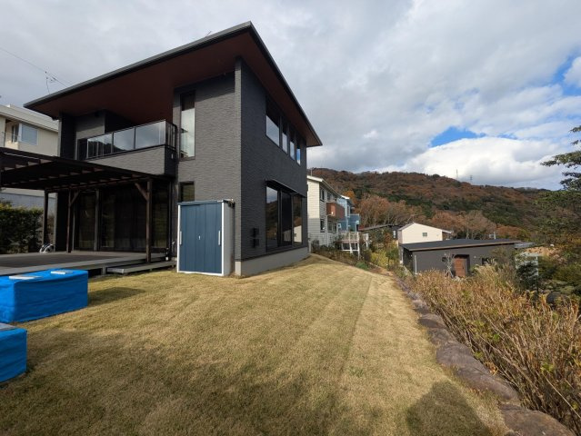 熱海市　伊豆山の庭