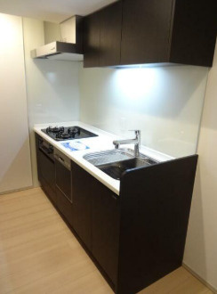 【キッチン】 | ジオ西新宿ツインレジデンスウエスト棟 | システムキッチン。