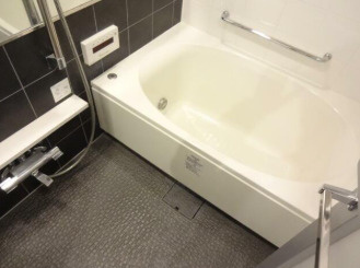 【浴室】 | ジオ西新宿ツインレジデンスウエスト棟 | 追い焚き機能、浴室乾燥機付きバス。