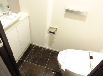 【トイレ】 | ジオ西新宿ツインレジデンスウエスト棟 | 温水洗浄便座。