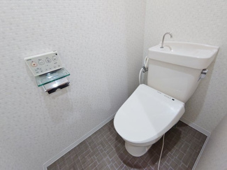 【トイレ】 | フォートリス早稲田 | 温水洗浄付のトイレです。