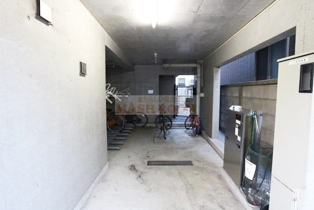 Rev　Refays　BB　レヴリファイズBBのエントランス