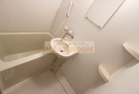 Rev　Refays　BB　レヴリファイズBBの浴室