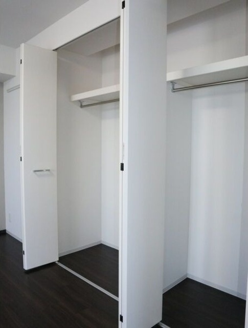 セイワパレス丸の内駅前の収納