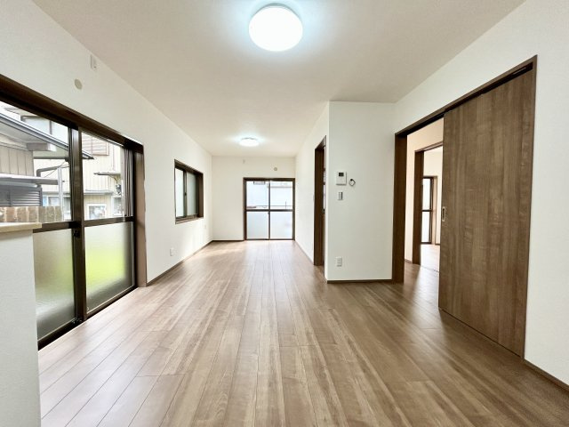 高知市弥生町　中古戸建の居間・リビング