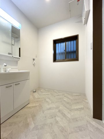 高知市弥生町　中古戸建のランドリースペース