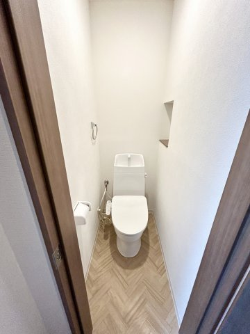 高知市弥生町　中古戸建のトイレ|2F