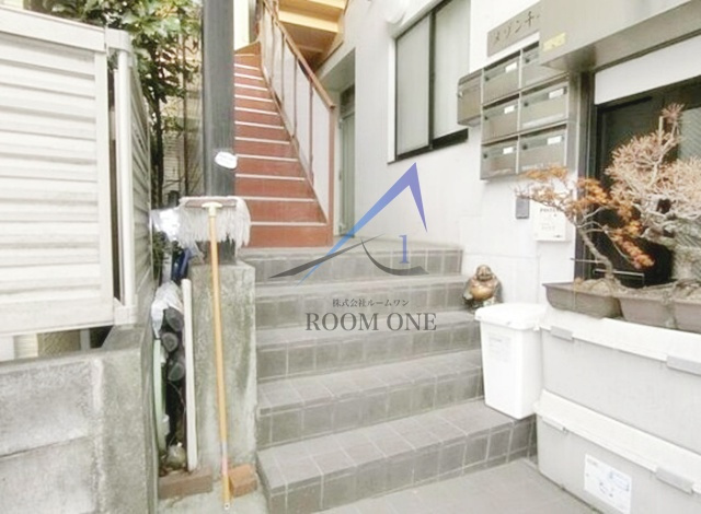 メゾン千早のエントランス|エントランスです。