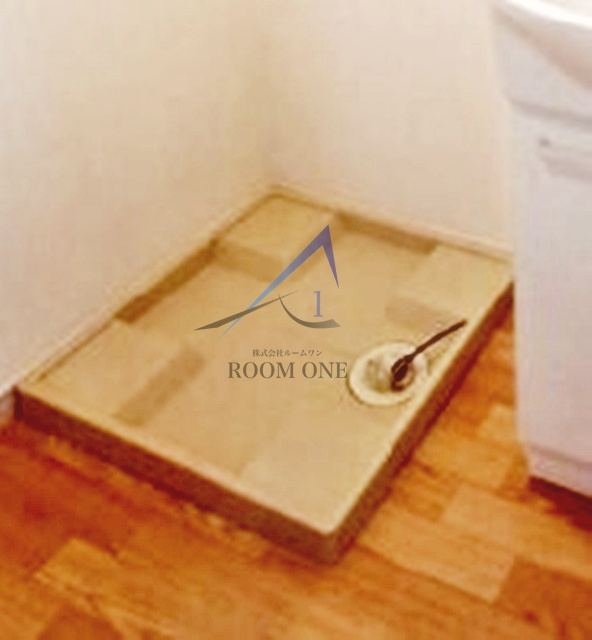 アンシャンテ（本八幡）の設備|洗濯機置き場です。