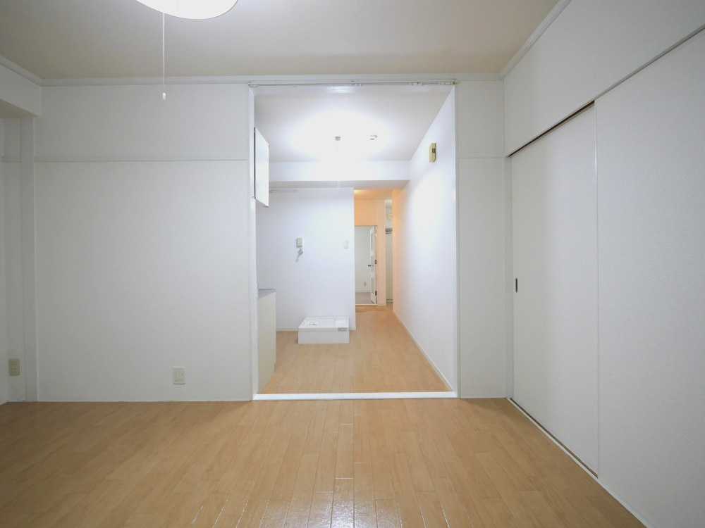 横井第6ビルの居間・リビング