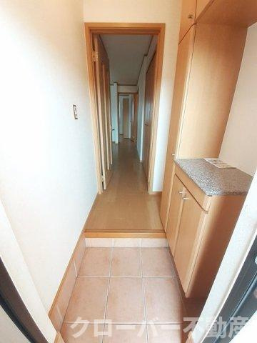 ヴィラージュⅣの玄関