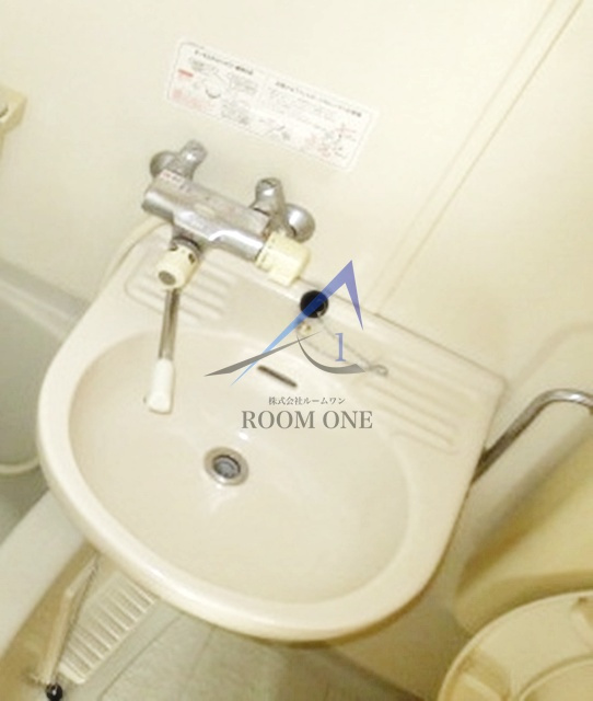 エール谷中の洗面所|洗面台です。