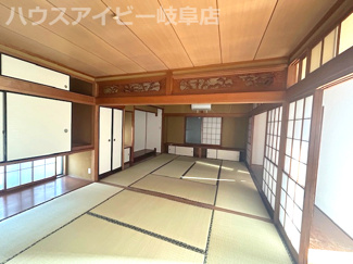 【和室】 | 岐阜市芥見海戸山リフォーム済み中古住宅！広々6DK・133.29㎡のお家です♪駐車場スペース1台！ | 岐阜市芥見海戸山リフォーム済み中古住宅！広々6DK・133.29㎡のお家です♪駐車場スペース1台！