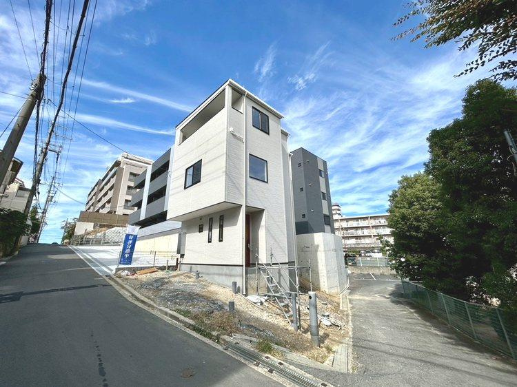 豊中市刀根山6丁目　新築戸建の外観