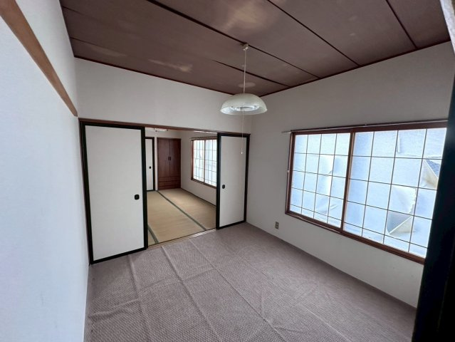 秋田市一棟アパートの和室