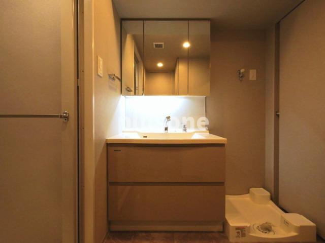 S-RESIDENCE福島diverseの独立洗面台