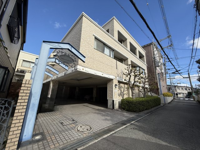 アジュール上野西