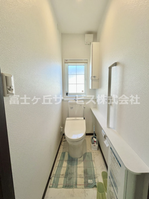 【トイレ】 | 磐田市岩井 一条工務店施工の中古住宅 | 2階のトイレ