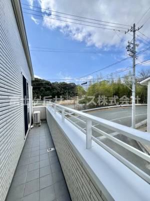 【バルコニー】 | 磐田市岩井 一条工務店施工の中古住宅 | バルコニーつき