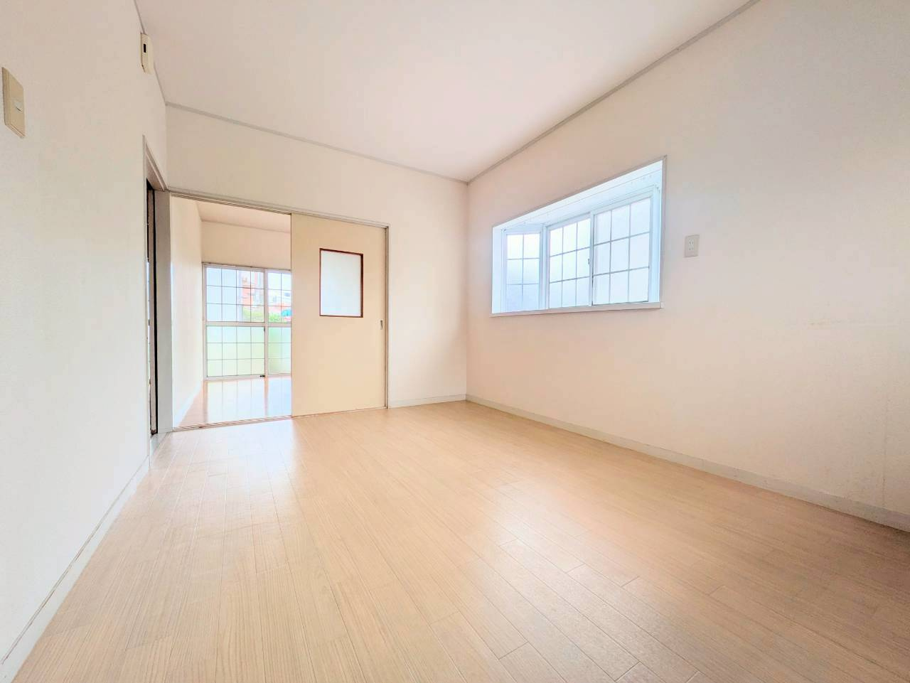 甘粕ハイツの居間・リビング